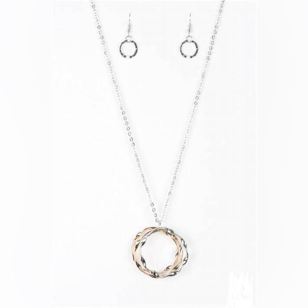 *Long silver and multi colored circle pendant necklace.